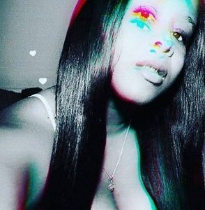 Meet your Posher, Truly